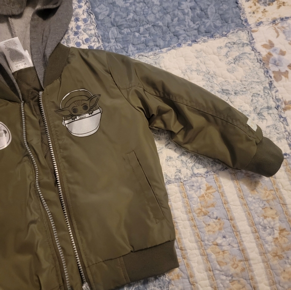 Star Wars Yoda Jacket Olive 4T Disney New Without Tags - Picture 4 of 10